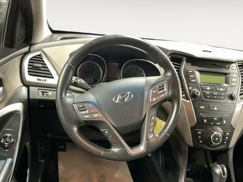 Used 2013 Hyundai Santa Fe Sport w/ Popular Equipment Pkg FWD image 12