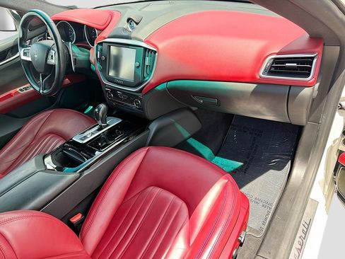 Used 2016 Maserati Ghibli S Q4 AWD/4WD image 13