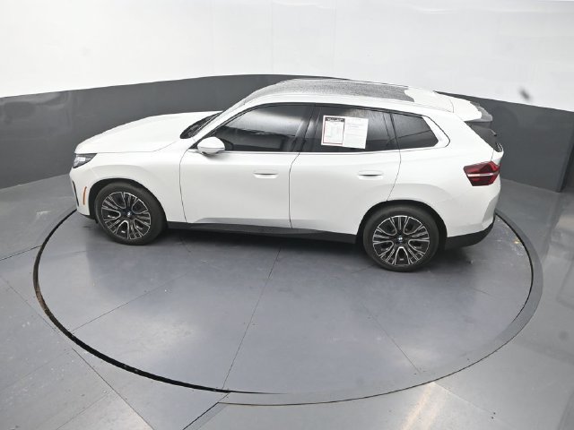 Used 2025 BMW X3 xDrive30i w/ Premium Package AWD/4WD image 15
