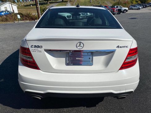 Used 2014 Mercedes-Benz C 300 4MATIC Sedan w/ Premium 1 Package image 4