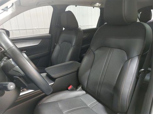 Used 2024 MAZDA CX-90 Plug-In Hybrid w/ Premium Pkg image 17