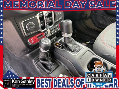 Certified 2025 Jeep Wrangler Unlimited Rubicon w/ Convenience Group AWD/4WD image 18