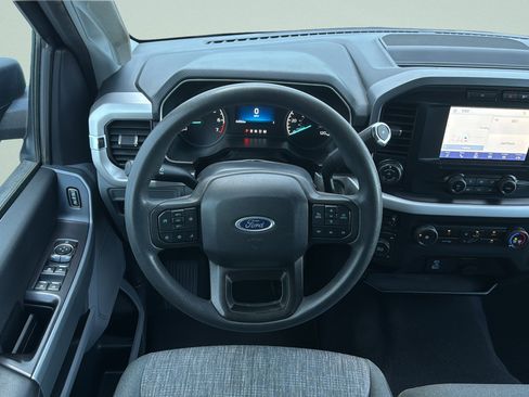 Used 2023 Ford F150 XLT w/ Trailer Tow Package image 11