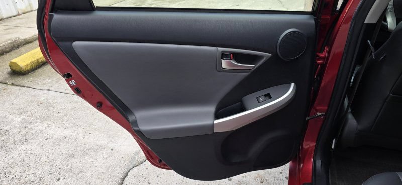 Used 2014 Toyota Prius Four FWD image 29