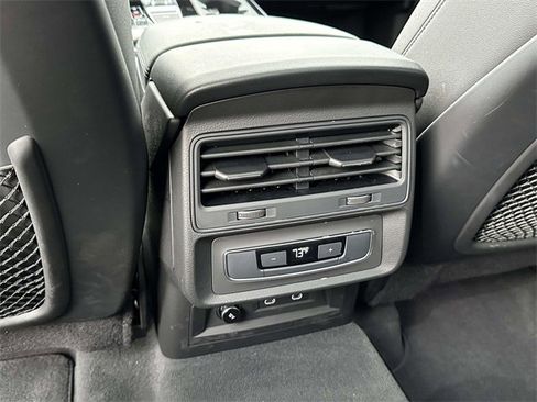 Used 2023 Audi Q7 2.0T Premium Plus w/ Premium Plus Package image 15