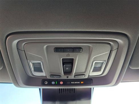 Used 2025 GMC Sierra 2500 Denali w/ Technology Package image 33