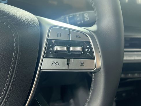 New 2025 Kia Telluride S image 18