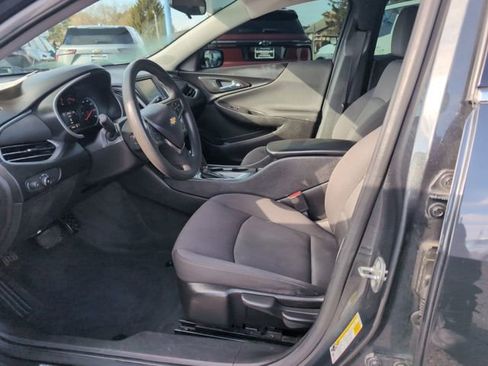 Used 2017 Chevrolet Malibu LS image 13