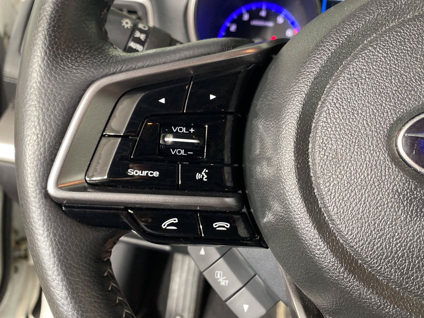 Used 2019 Subaru Outback 2.5i Touring AWD/4WD image 25