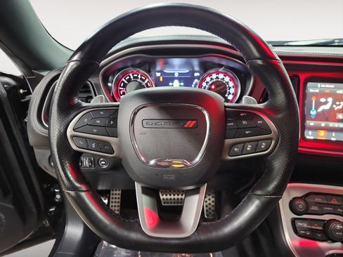 Used 2021 Dodge Challenger R/T Scat Pack RWD image 12