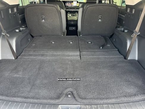 Used 2025 Hyundai Palisade SEL FWD image 19