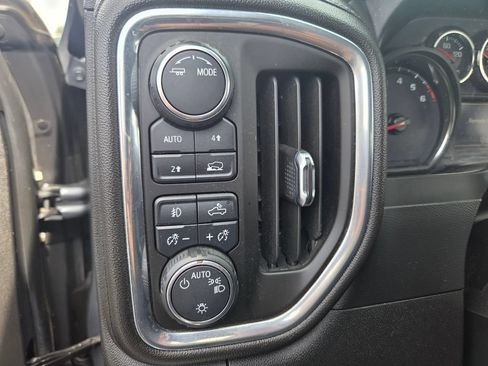 Used 2020 Chevrolet Silverado 1500 RST w/ All-Star Edition AWD/4WD image 34