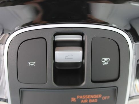 New 2026 Hyundai Tucson Limited image 25