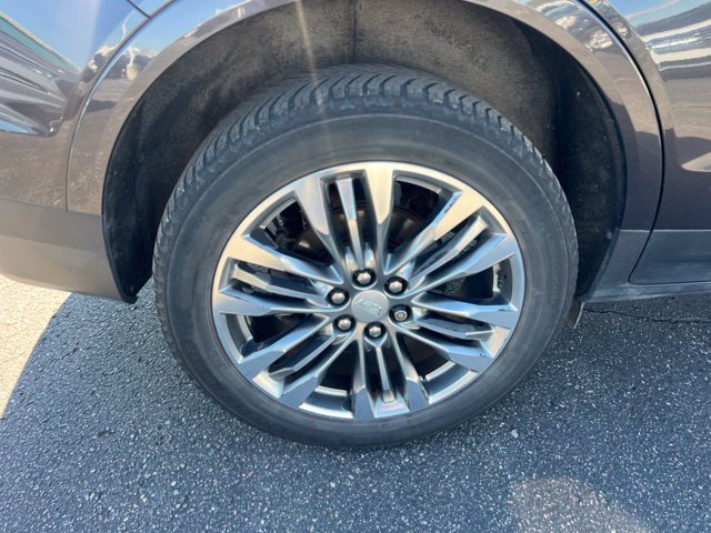 Used 2017 Cadillac XT5 Premium Luxury AWD/4WD image 9