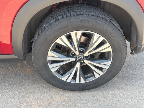 Used 2023 Nissan Rogue SV AWD/4WD image 19