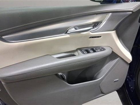 Used 2025 Cadillac XT5 Premium Luxury w/ Technology Package image 24