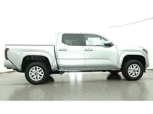 New 2026 Toyota Tacoma SR5 image 27