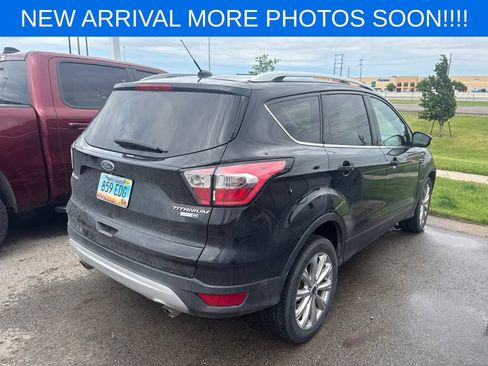 Used 2017 Ford Escape Titanium AWD/4WD image 5