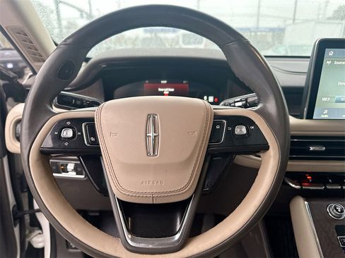 Used 2022 Lincoln Aviator Reserve w/ Equipment Group 201A image 18