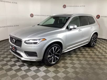Certified 2022 Volvo XC90 T6 Momentum w/ Advanced Package