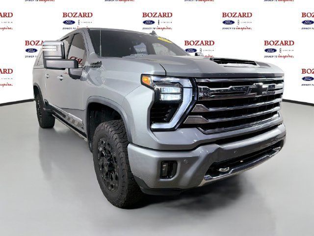Used 2024 Chevrolet Silverado 2500 High Country w/ High Country Premium Package AWD/4WD image 1