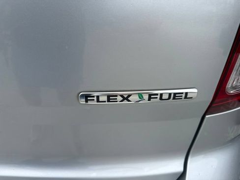Used 2015 Ford Explorer FWD image 11
