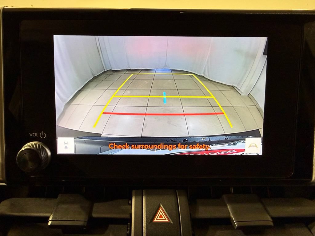 Certified 2025 Toyota RAV4 LE AWD/4WD image 29