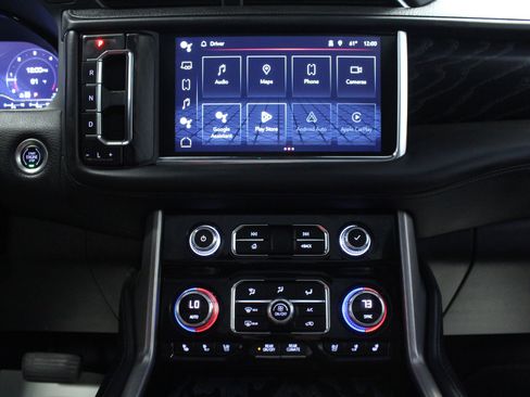 Used 2023 GMC Yukon Denali image 23