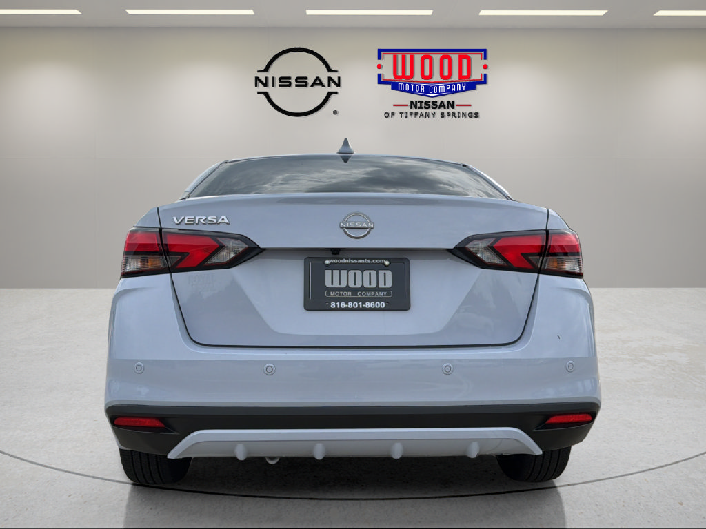 Used 2025 Nissan Versa SV w/ Trunk Package FWD image 3
