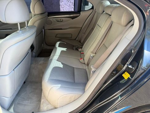 Used 2008 Lexus LS 460 image 37