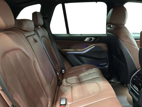 Used 2022 BMW X5 xDrive40i AWD/4WD image 15