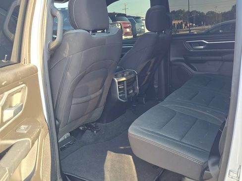 Used 2023 RAM 1500 Big Horn AWD/4WD image 9