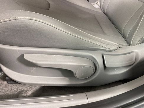 Used 2022 Hyundai Elantra SEL w/ Cargo Package image 8