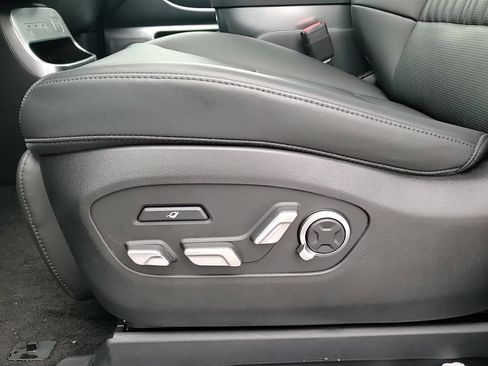 New 2026 Hyundai Ioniq 9 Calligraphy image 13