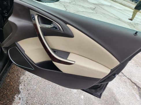 Used 2013 Buick Verano Convenience image 16