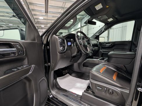 Used 2022 GMC Sierra 1500 AT4 AWD/4WD image 14