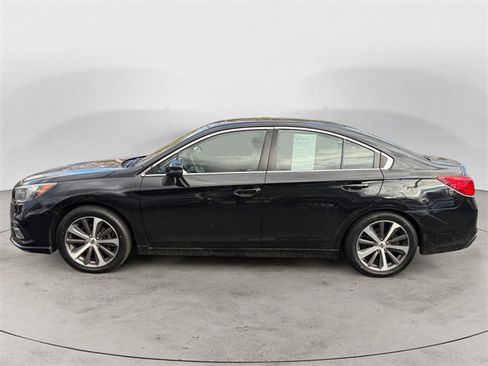Used 2019 Subaru Legacy 2.5i Limited image 2