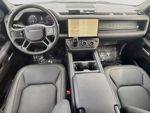 New 2026 Land Rover Defender 110 X-Dynamic SE AWD/4WD image 15