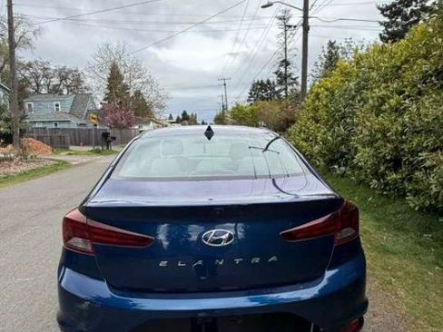 Used 2020 Hyundai Elantra SEL FWD image 11