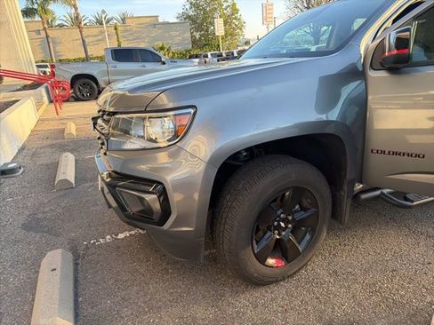 Used 2021 Chevrolet Colorado LT w/ Redline Special Edition RWD image 7