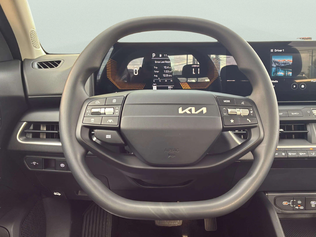 Used 2026 Kia K4 FWD image 33