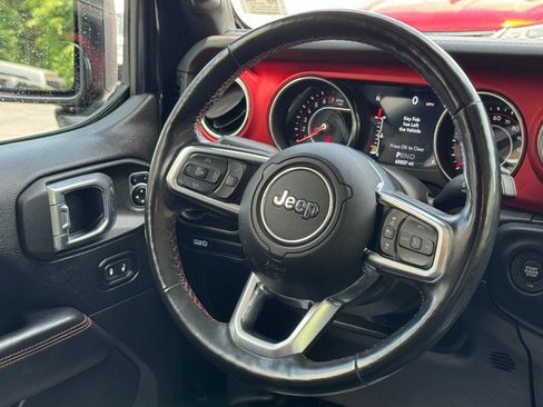 Used 2020 Jeep Gladiator Rubicon AWD/4WD image 12