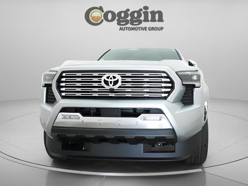 New 2026 Toyota Tacoma Limited AWD/4WD image 29
