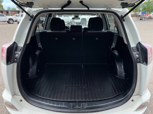 Used 2018 Toyota RAV4 XLE w/ Plus Extra Value Package AWD/4WD image 9