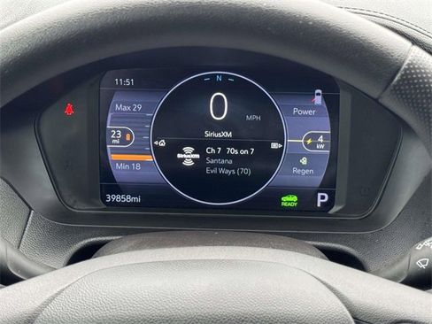 Used 2022 Chevrolet Bolt EUV LT image 26