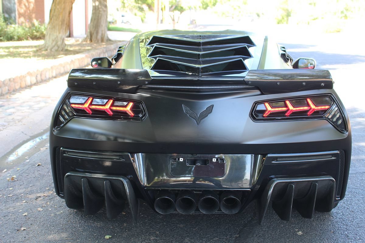 Used 2016 Chevrolet Corvette Stingray Coupe RWD image 5