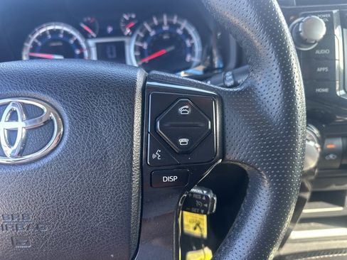 Used 2018 Toyota 4Runner TRD Off-Road Premium AWD/4WD image 20