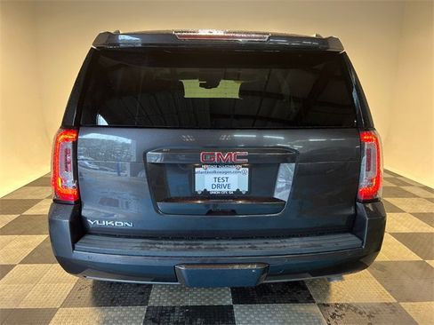 Used 2017 GMC Yukon SLT w/ Open Road Package image 4