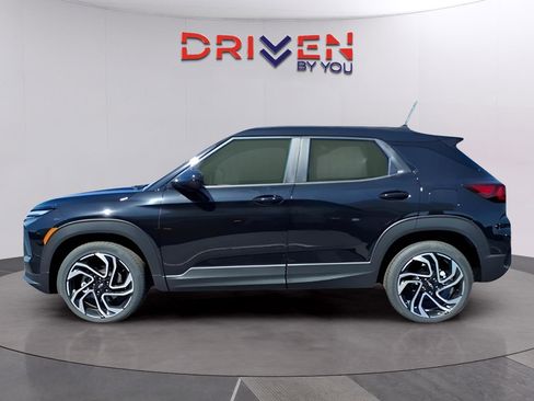 New 2026 Chevrolet TrailBlazer RS w/ Convenience Package image 2