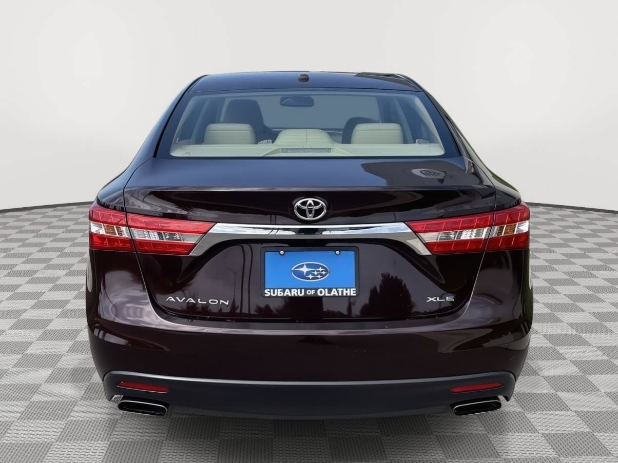 Used 2015 Toyota Avalon XLE Touring FWD image 14
